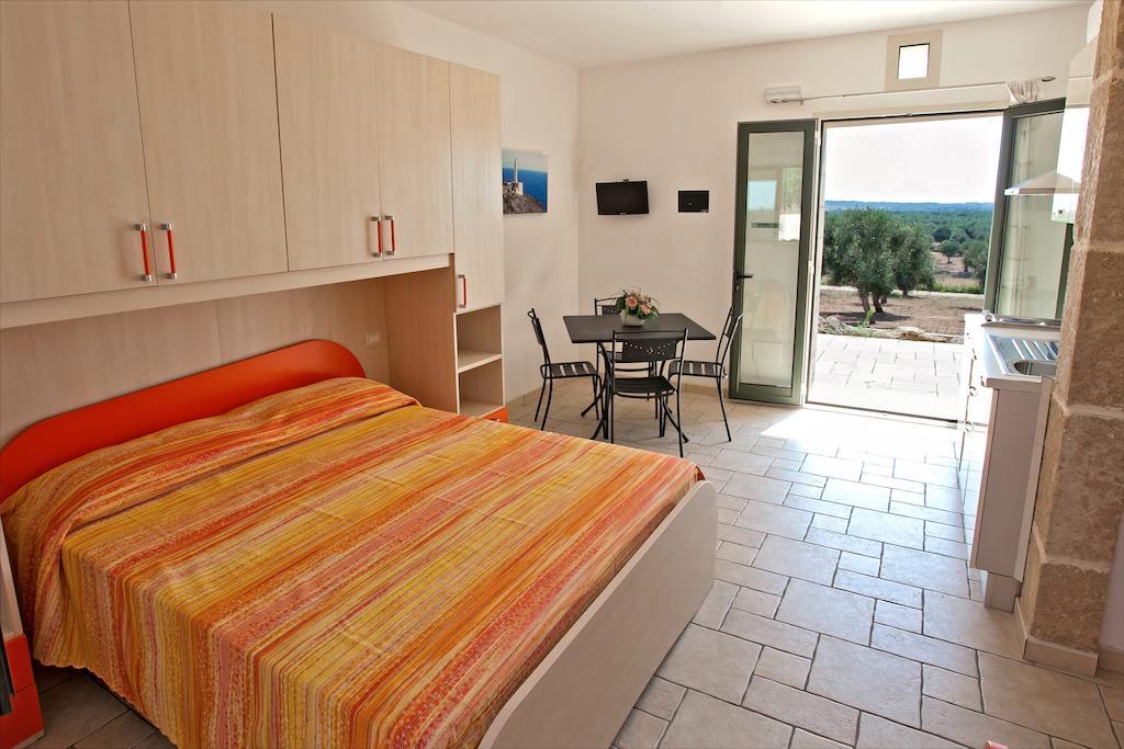 Agriturismo La Collina Degli Ulivi Uggiano La Chiesa Habitación foto
